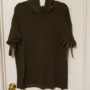 Soul Cake Olive Short Sleeve Hood Bow Shirt.